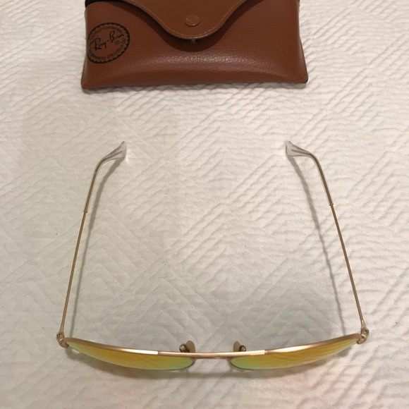 Ray Ban Mirrored Aviators - Picture 2 of 6